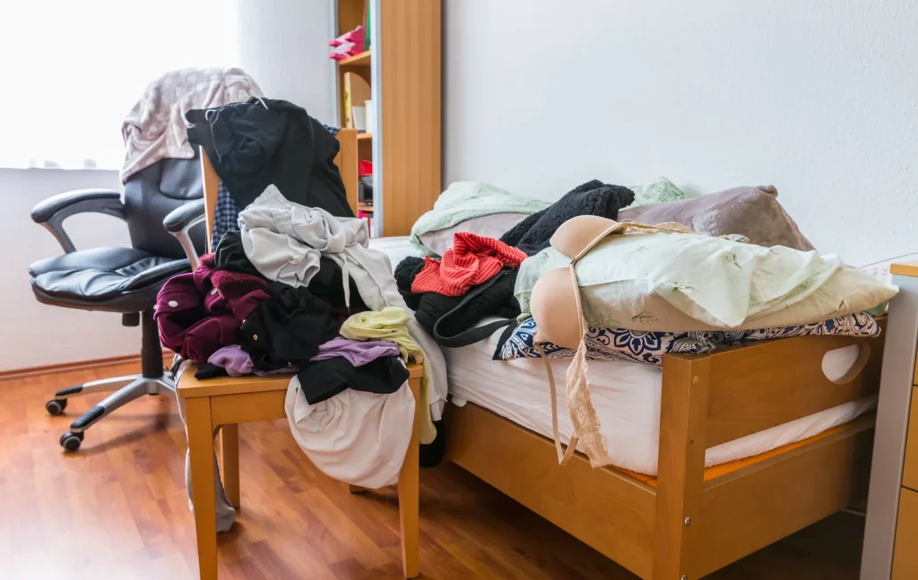 treating bed bug infested clothes